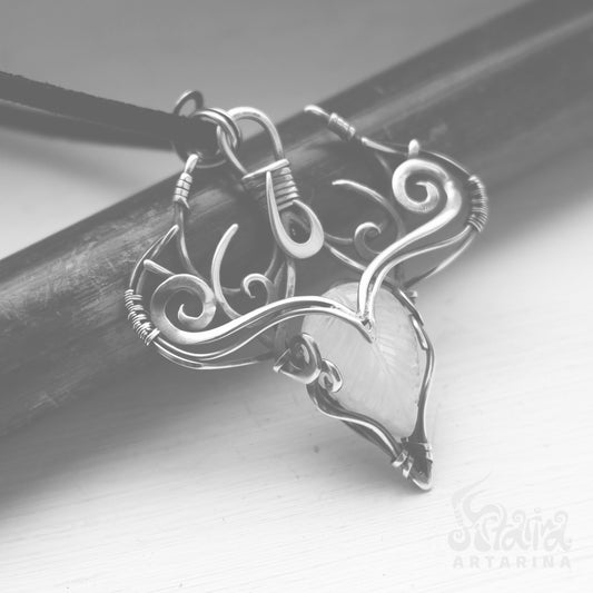 Moonstone pendant, Fairy necklace, magic amulet elven jewelry, moonlight dragon necklace, fantasy gown