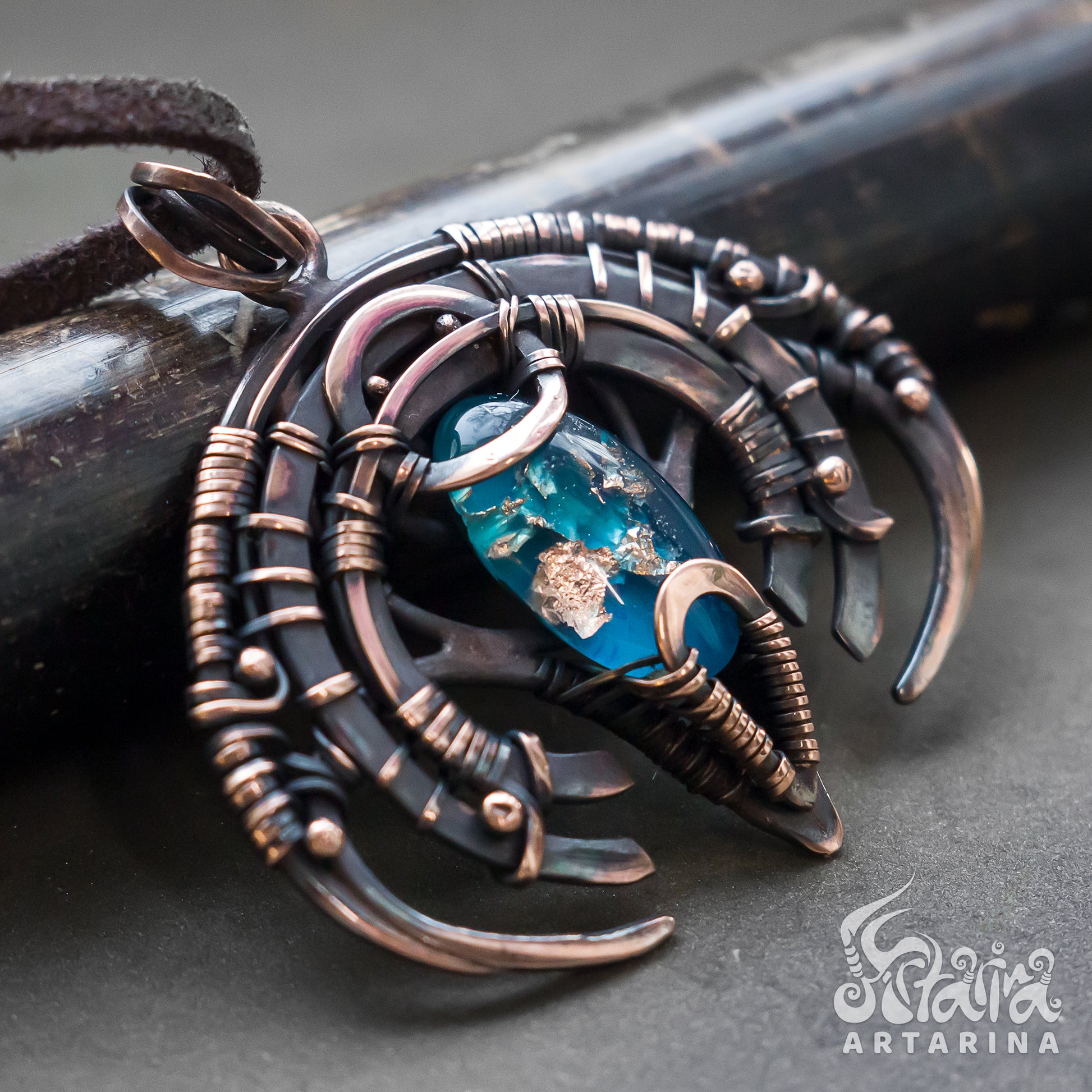 Ancient aliens forgotten ruins mysterious pendant 5th element necklace mondoshawan leviathan cross leviathan axe alternate history mysterious necklace elementals ufo necklace annunaki sumerian