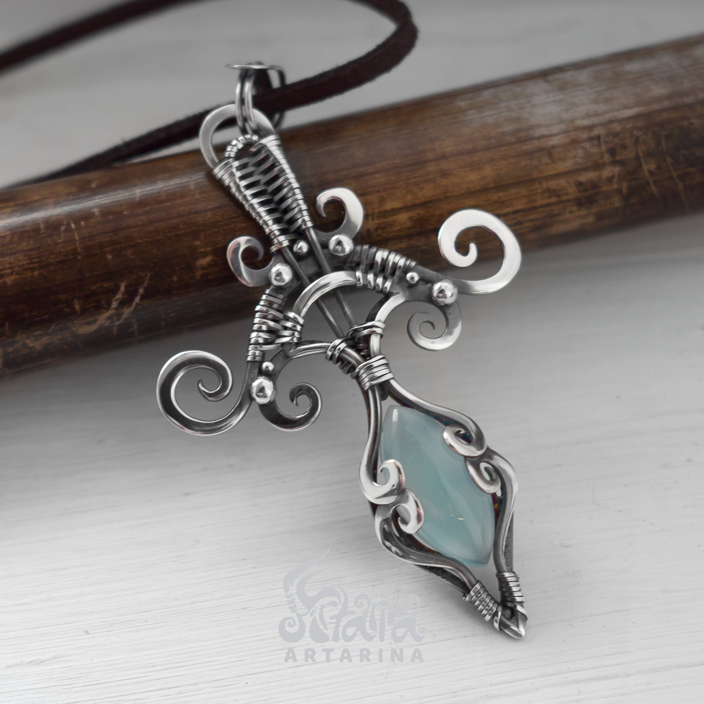 Fantasy elven silver necklace with blue chalcedony gemstone pic 3