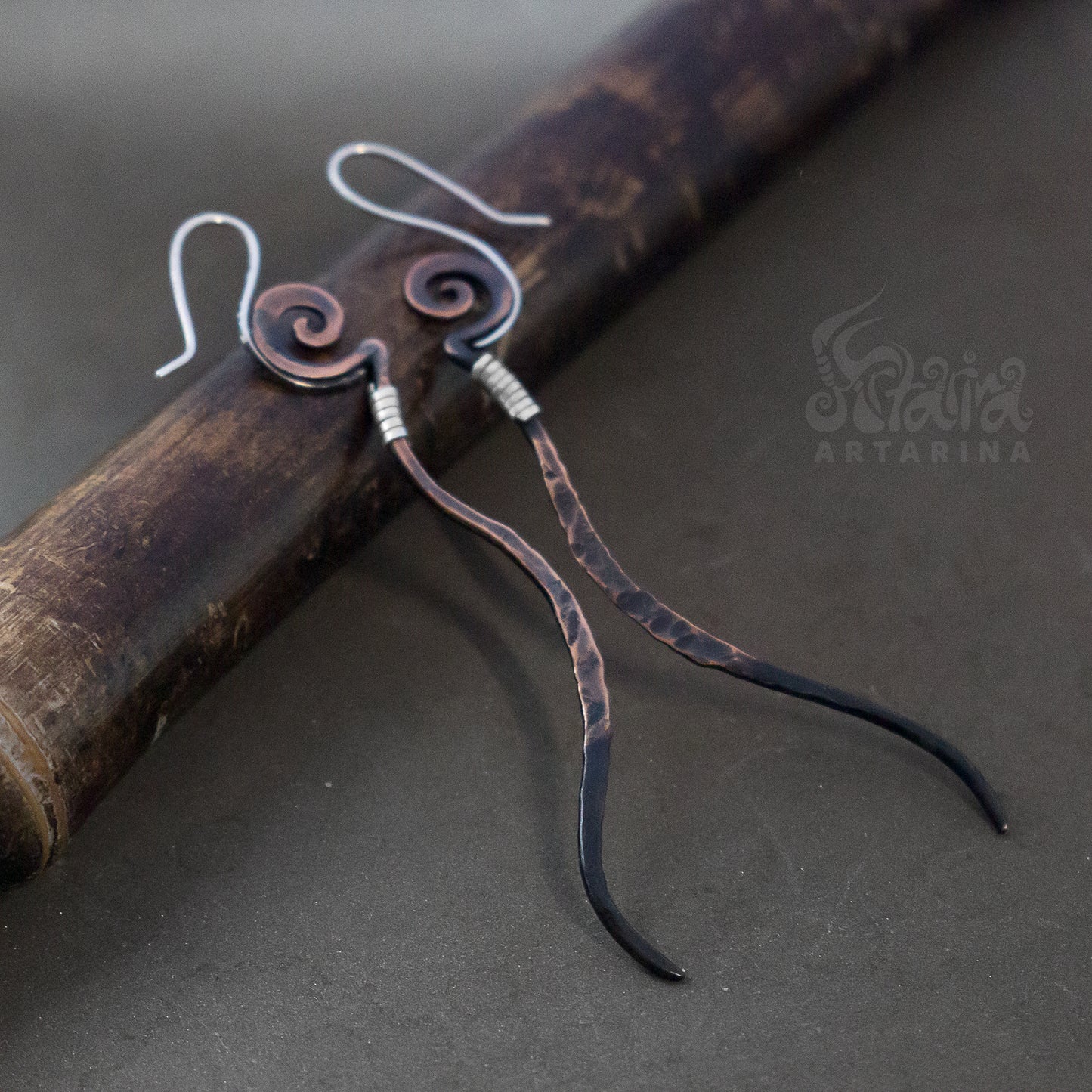 Handmade hand forged ombre earrings with balck mbre effect pic 1