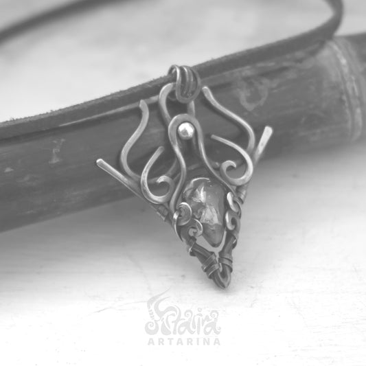 Starseed necklace, cosmos protection amulet, north star necklace, ancient aliens atlantis zodiac necklace