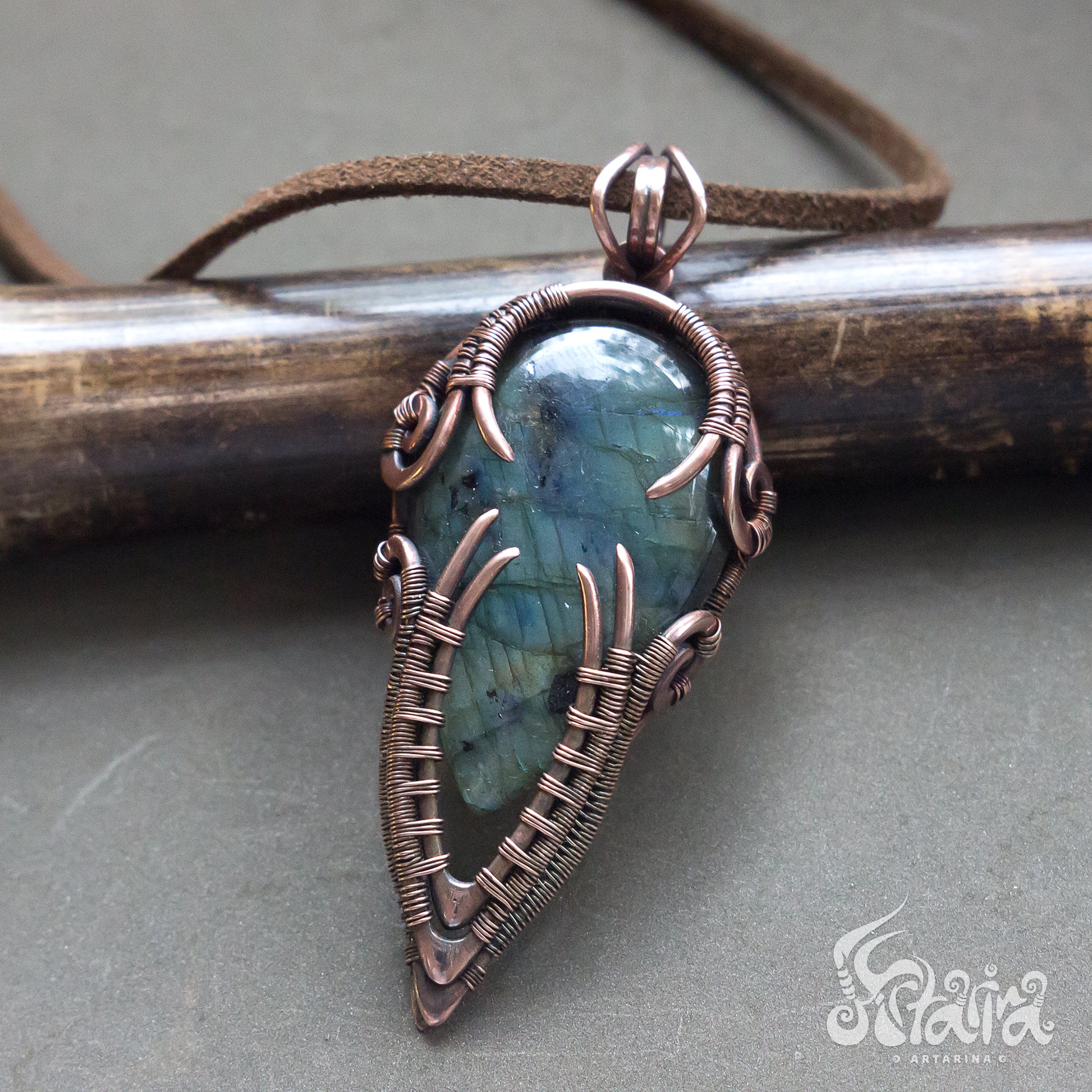 Wire wrapped necklace with stone. Copper wirewrap pendent Natural labradorite stone wirework handcrafted necklace Mens pendant Pagan wirework jewelry necklace handmade handcrafted antiqued copper jewelry piece with multicolored labradorite stone