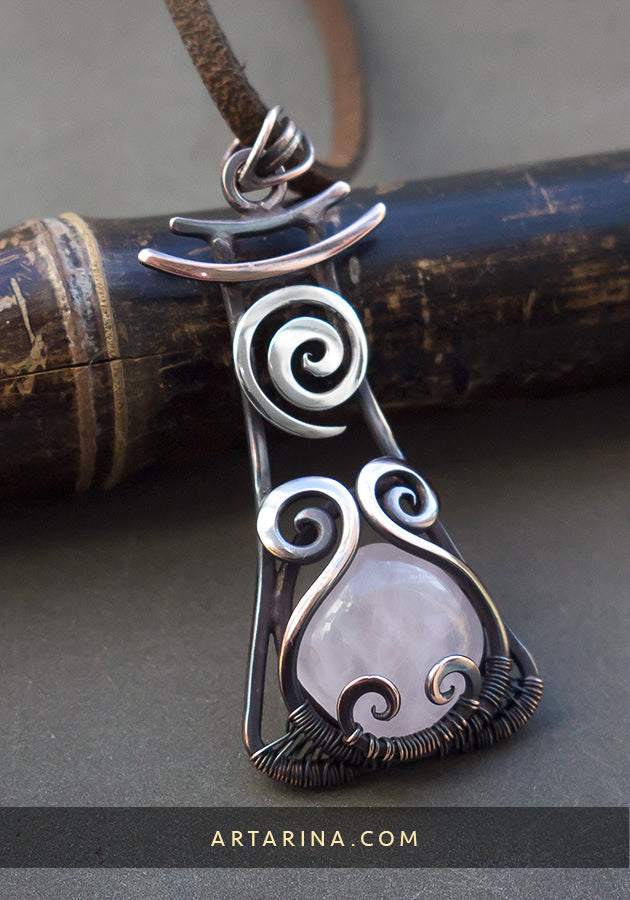 Rose quartz wire wrapped pendant