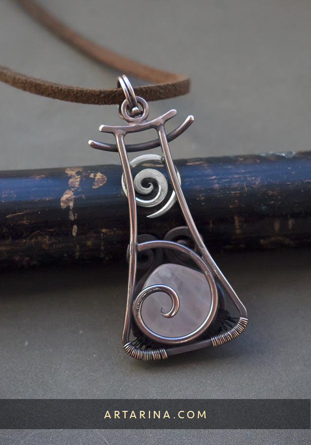 Rose quartz wire wrapped pendant