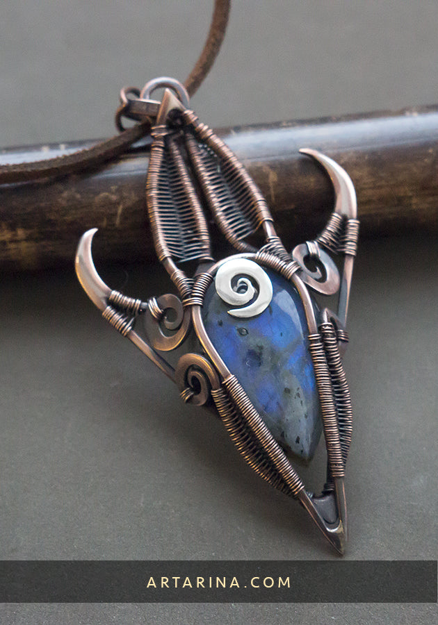 Blue labradorite pendant