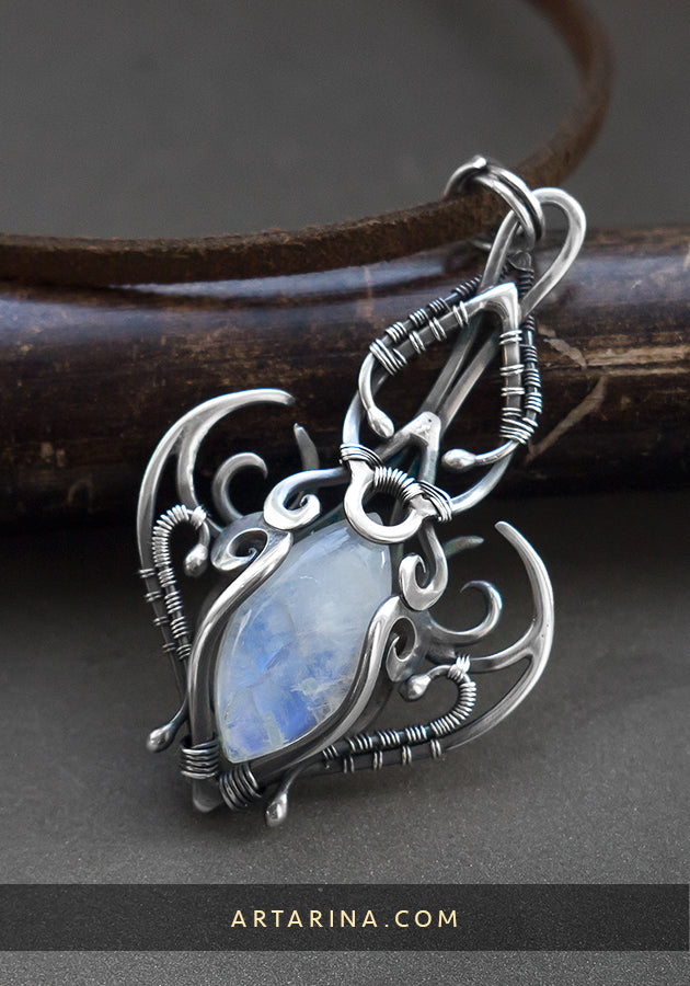 fantasy dragon magic pendant necklace