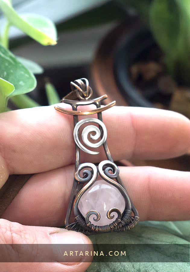 Rose quartz natural pendant