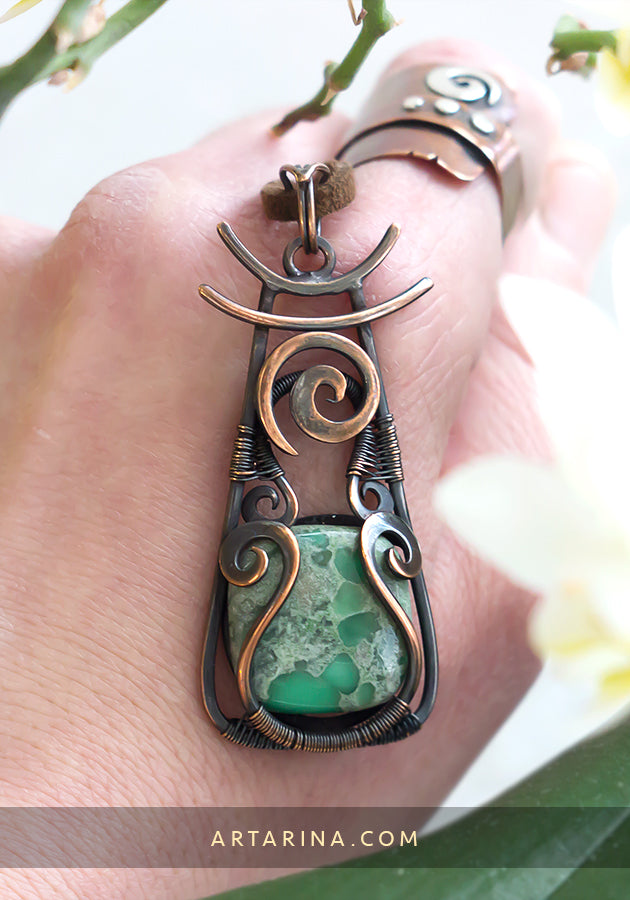 WIre wrapped variscite gemstone