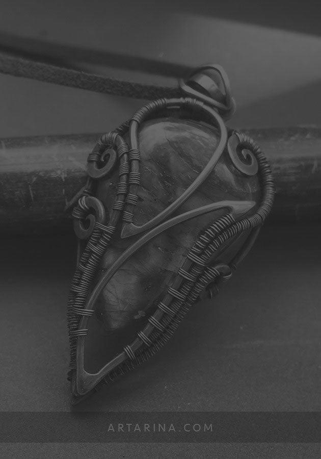 Wire wrapped amulet pendant