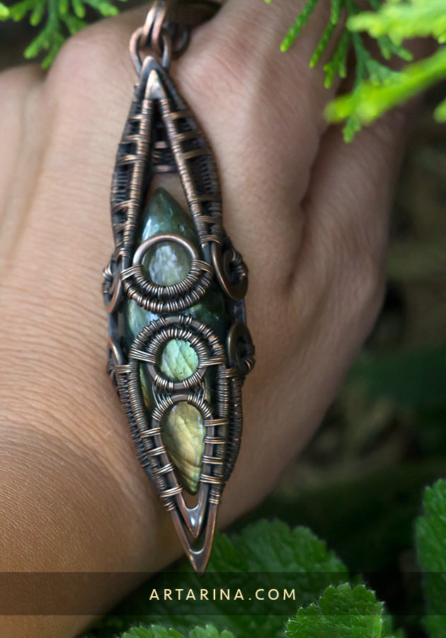 Long stone wire wrap pendent