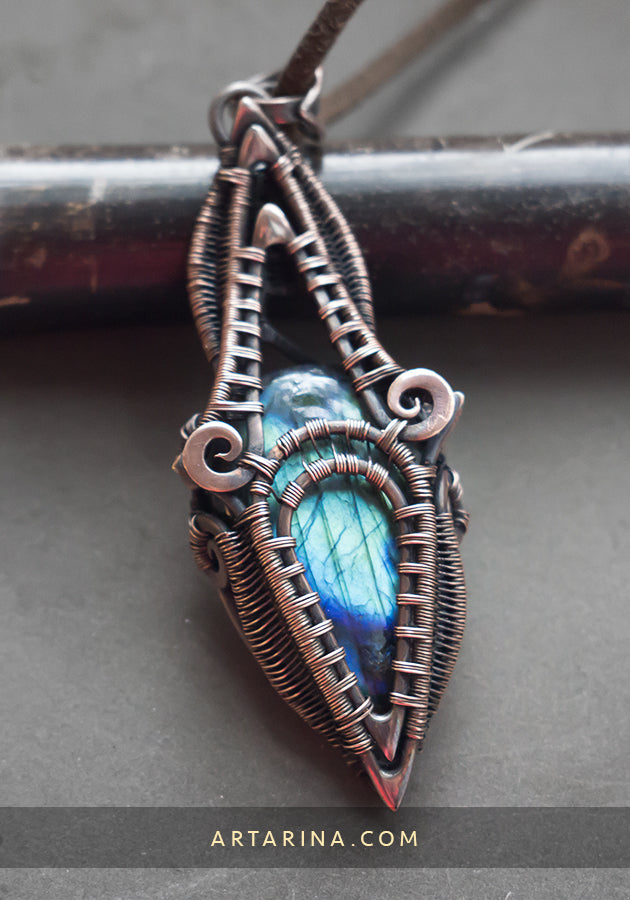 Labradorite wire wrap necklace