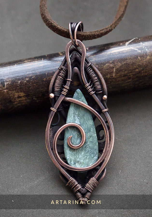 Wire wrapped seraphinite necklace