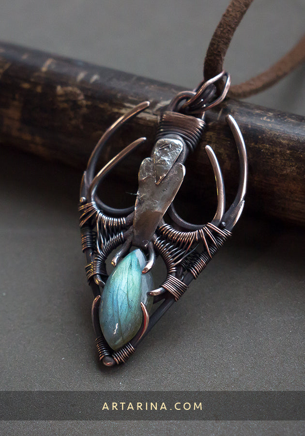 Fantasy wire wrap pendant