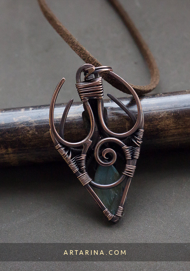 Fantasy wire wrap pendant