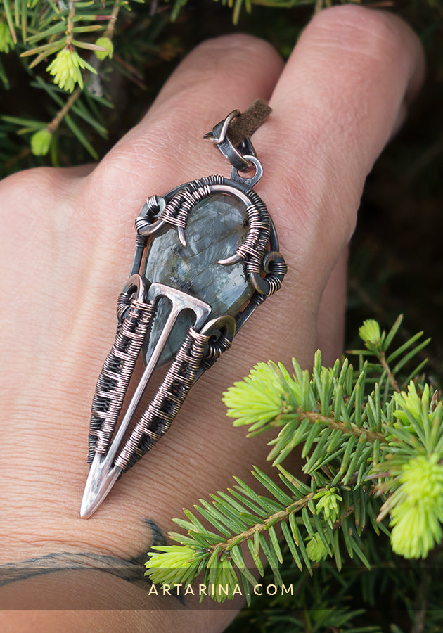 Wire wrapped labradorite necklace