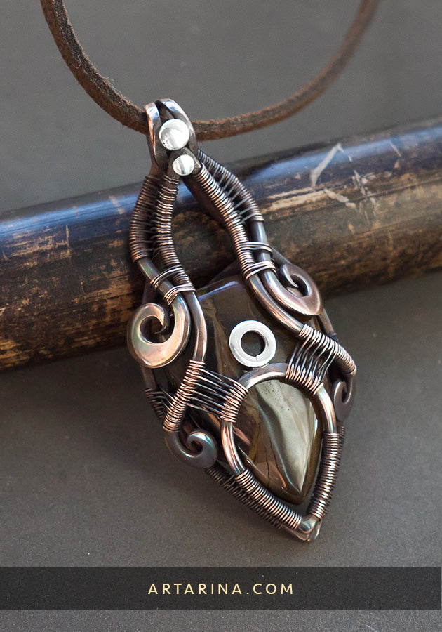 Brown gemstone necklace pendant