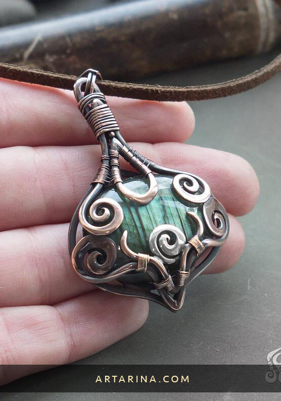 Elvish amulet pendant