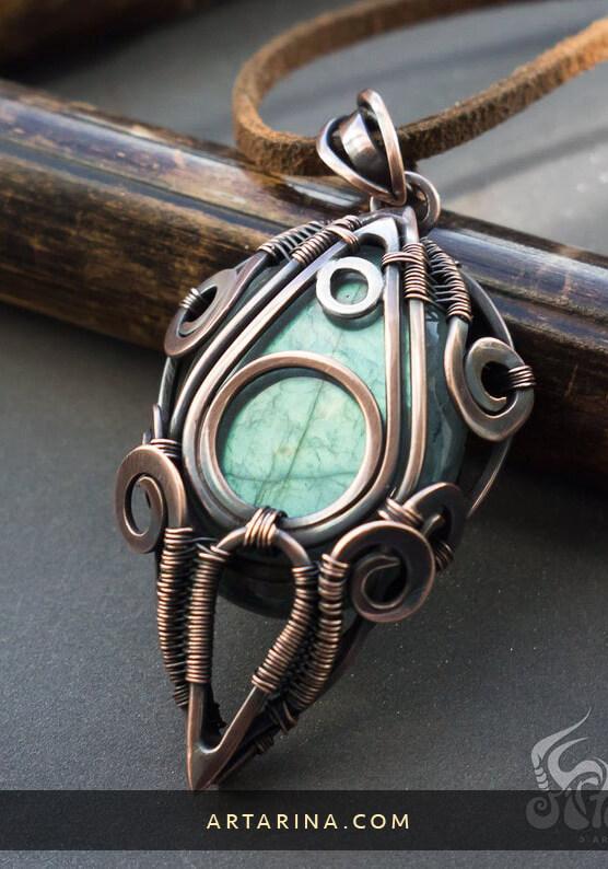 Ancient magic artifacts necklace, dragon heart labradorite crystal, ephemeris talisman
