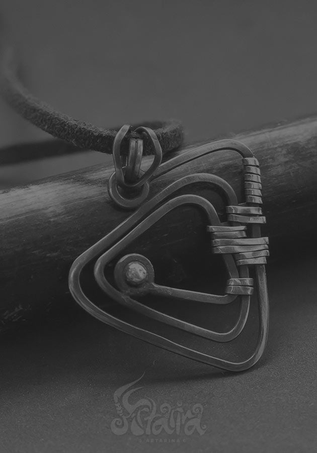 Primitive boho jewelry | Ethnic Copper Pendant Necklace