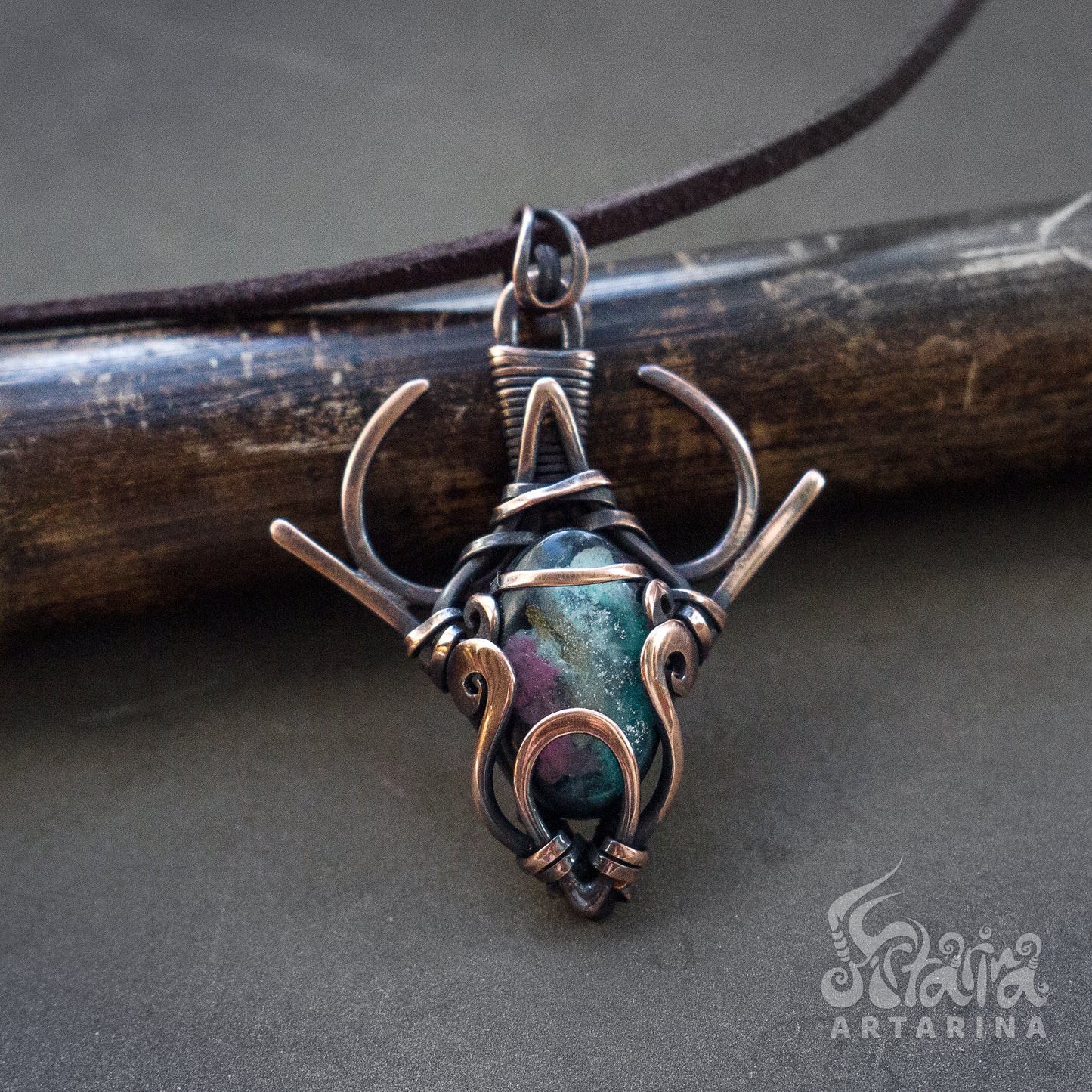 Pure copper wire wrapped necklace with hand painted space resin cabochon pic 5