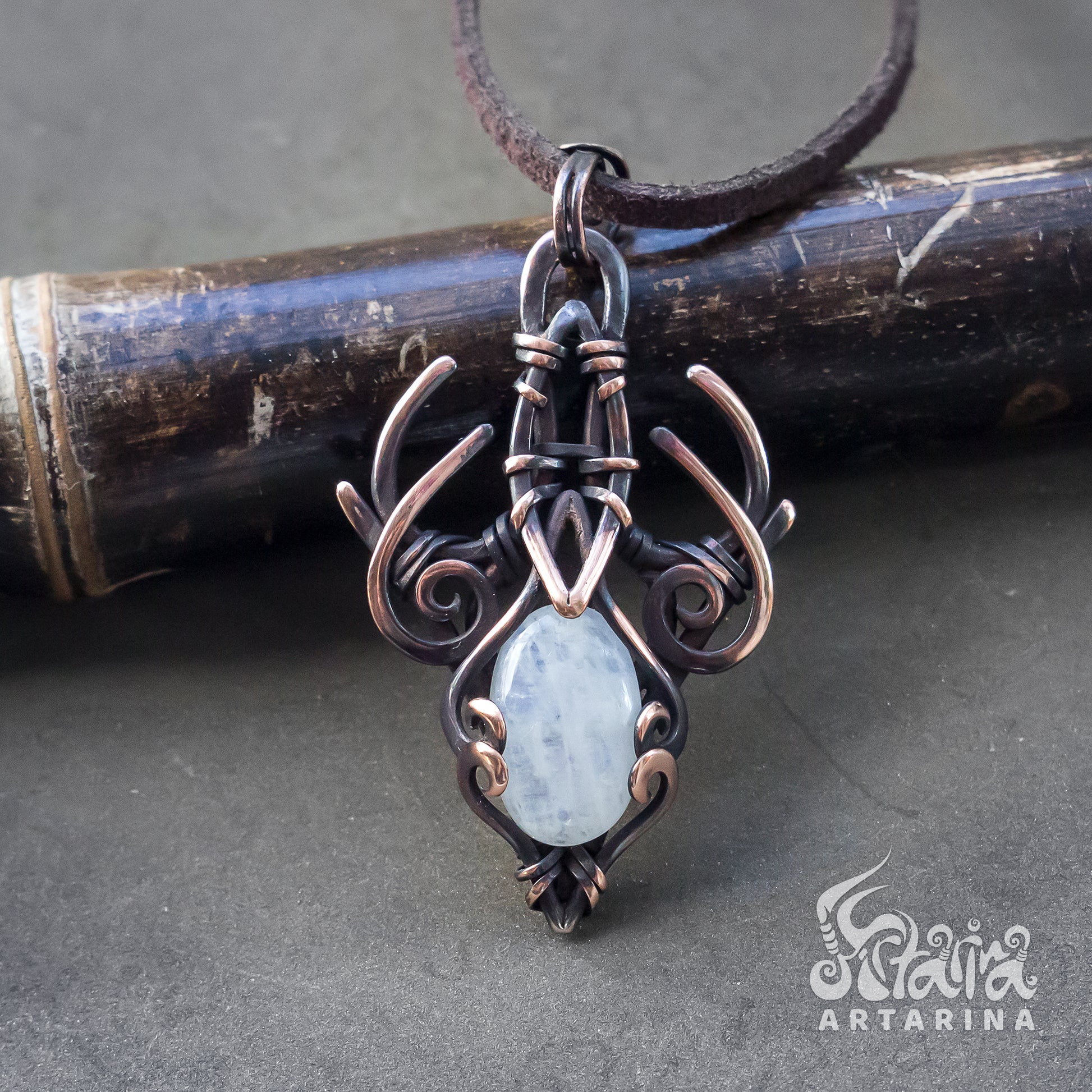 Handmade fairy style druidry wire wrapped necklace with natural moonstone pic 1