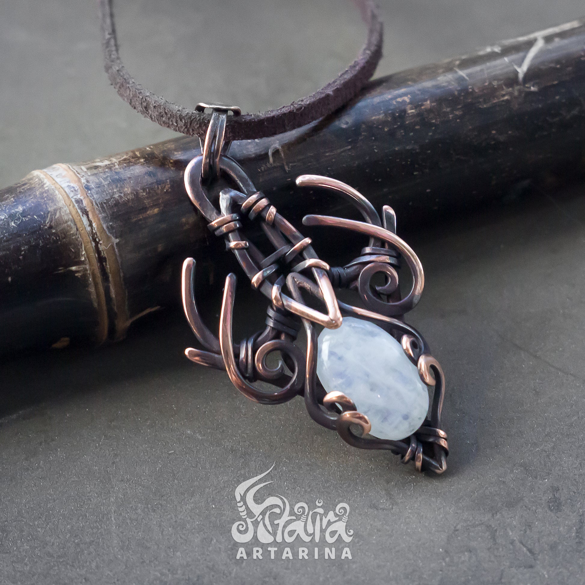 Handmade fairy style druidry wire wrapped necklace with natural moonstone pic 2