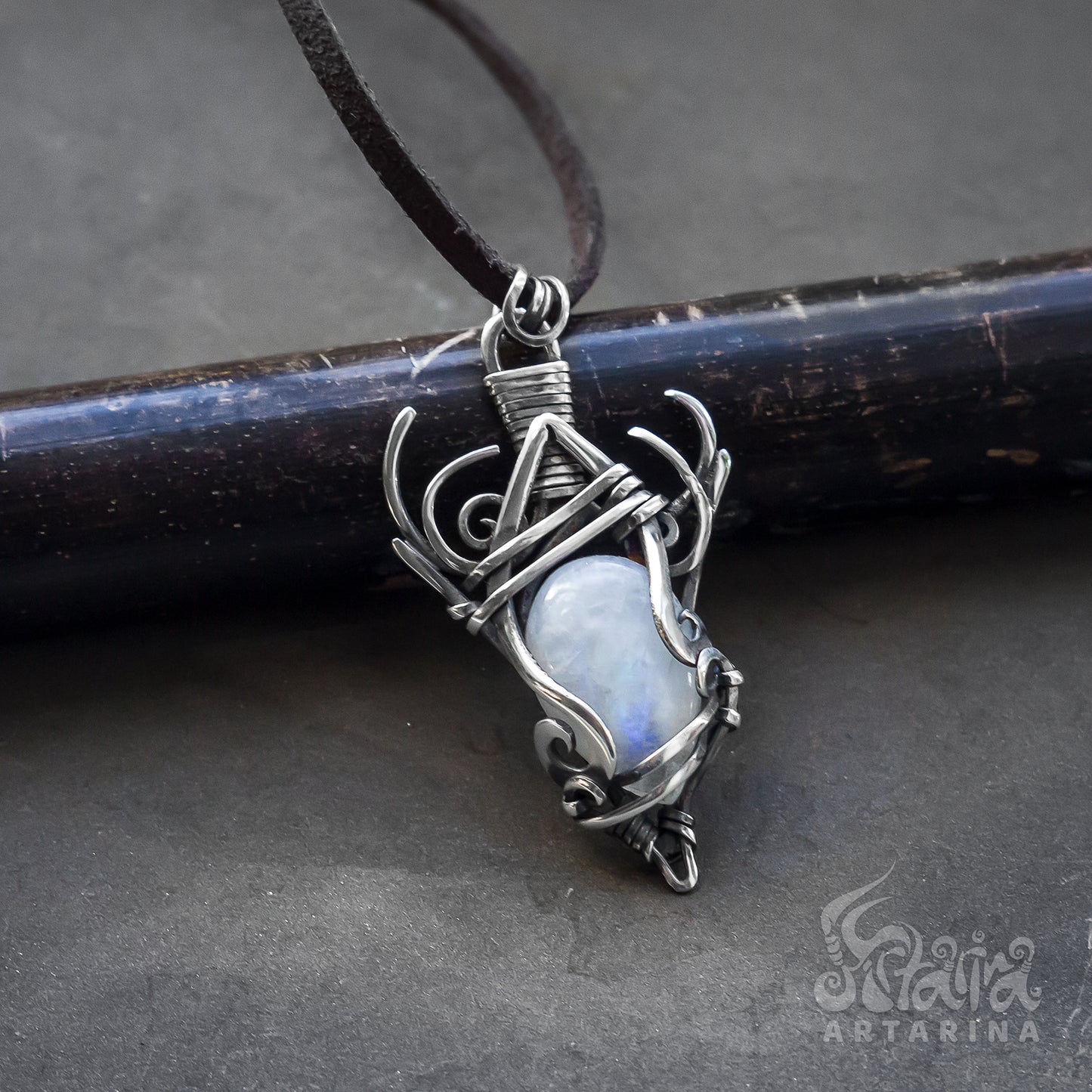 Solid sterling silver wire wrapped necklace with natural moonstone pic 2