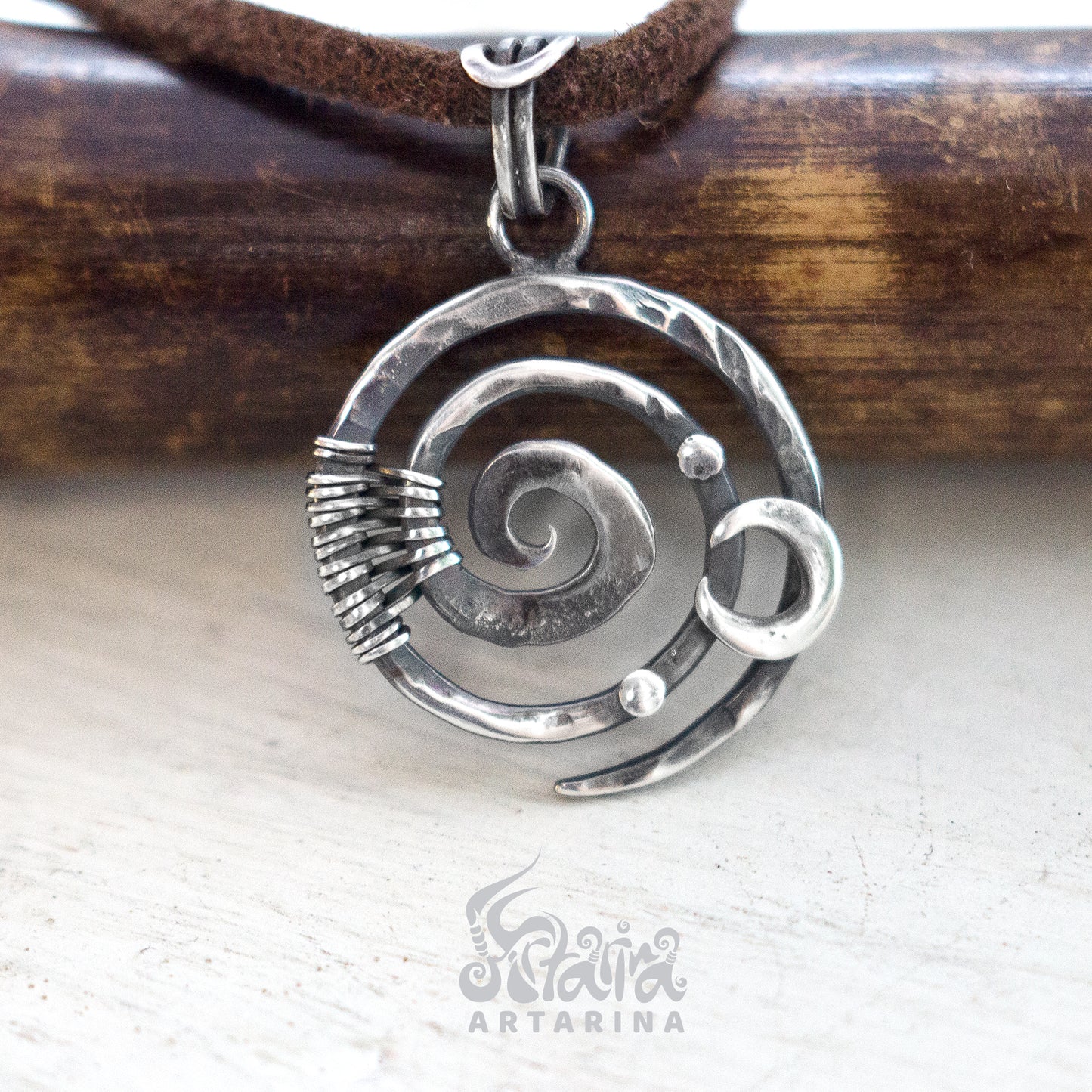 Handmade hand forged simple minimalistic wire wrapped spiral necklace pic 1