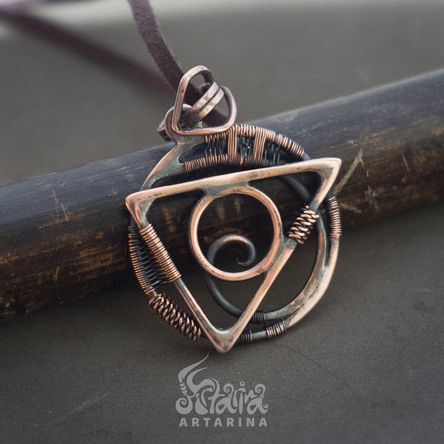 Hand crafted copper wire wrapped geometrical pendant pic 1