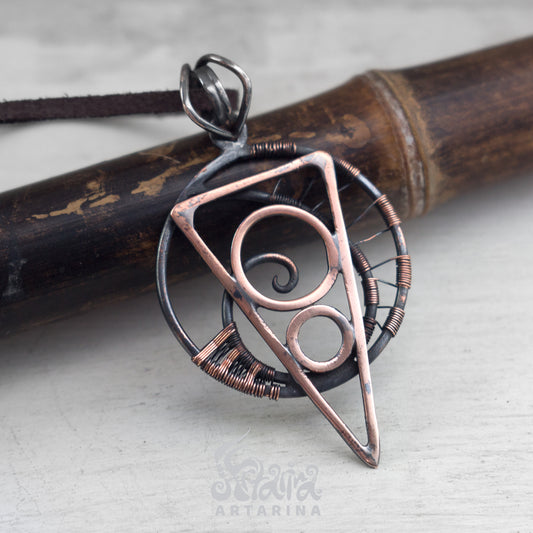 Geometry jewelry. Triangle and cicrle copper wire wrapped necklace pic 2