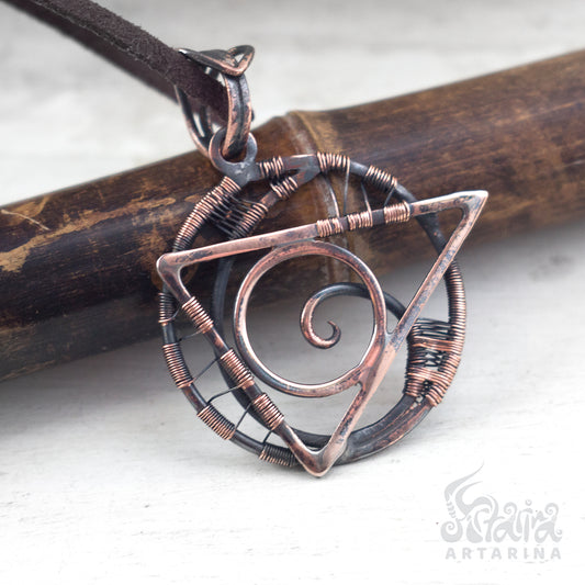 Geometrical necklace. Triangle and circle copper wire wrapped necklace pic 1
