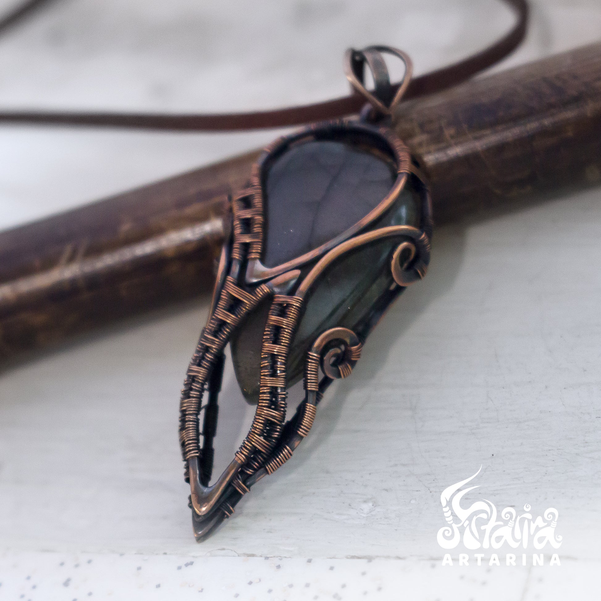 Copper wire wrapped necklace with labradorite stone