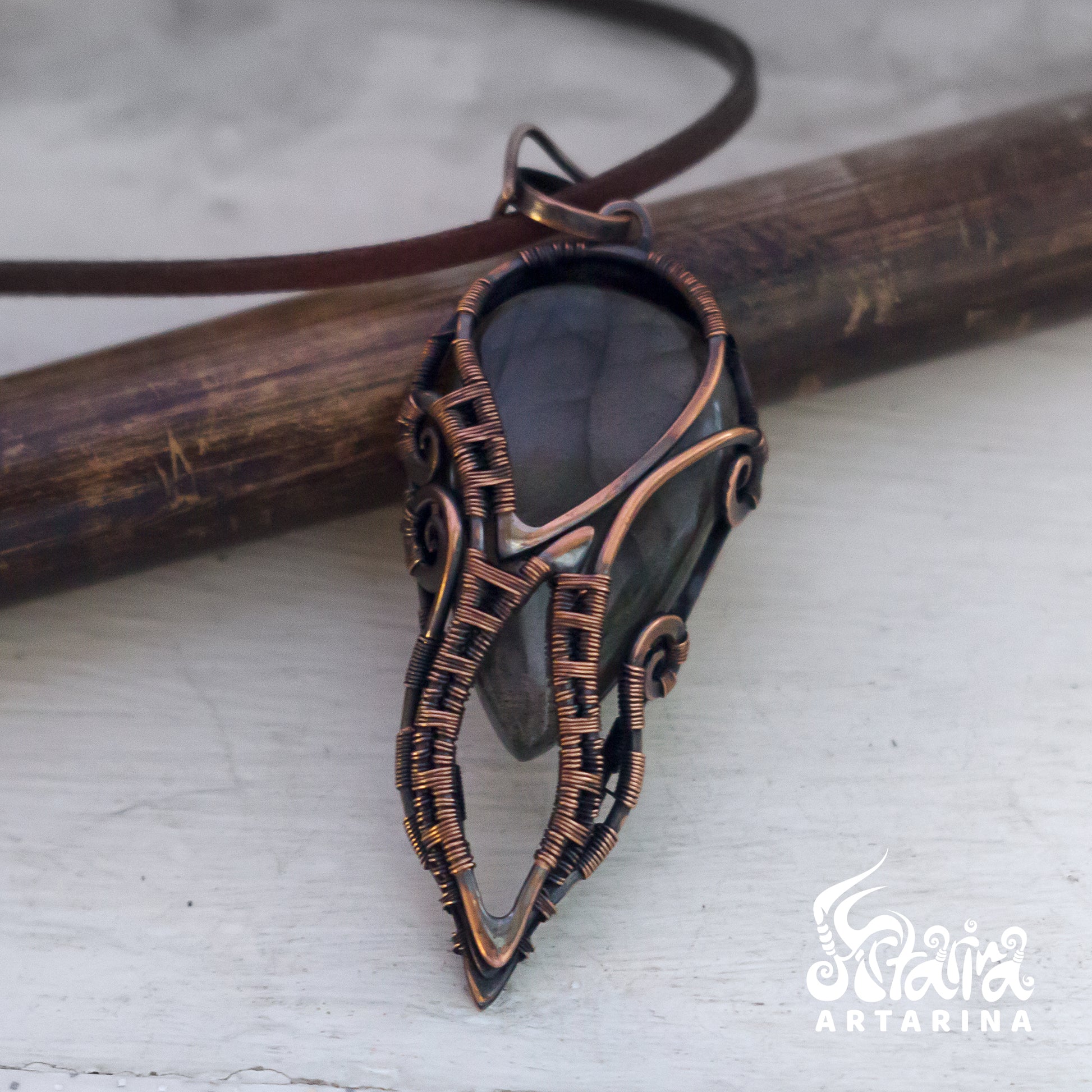 Copper wire wrapped necklace with labradorite stone