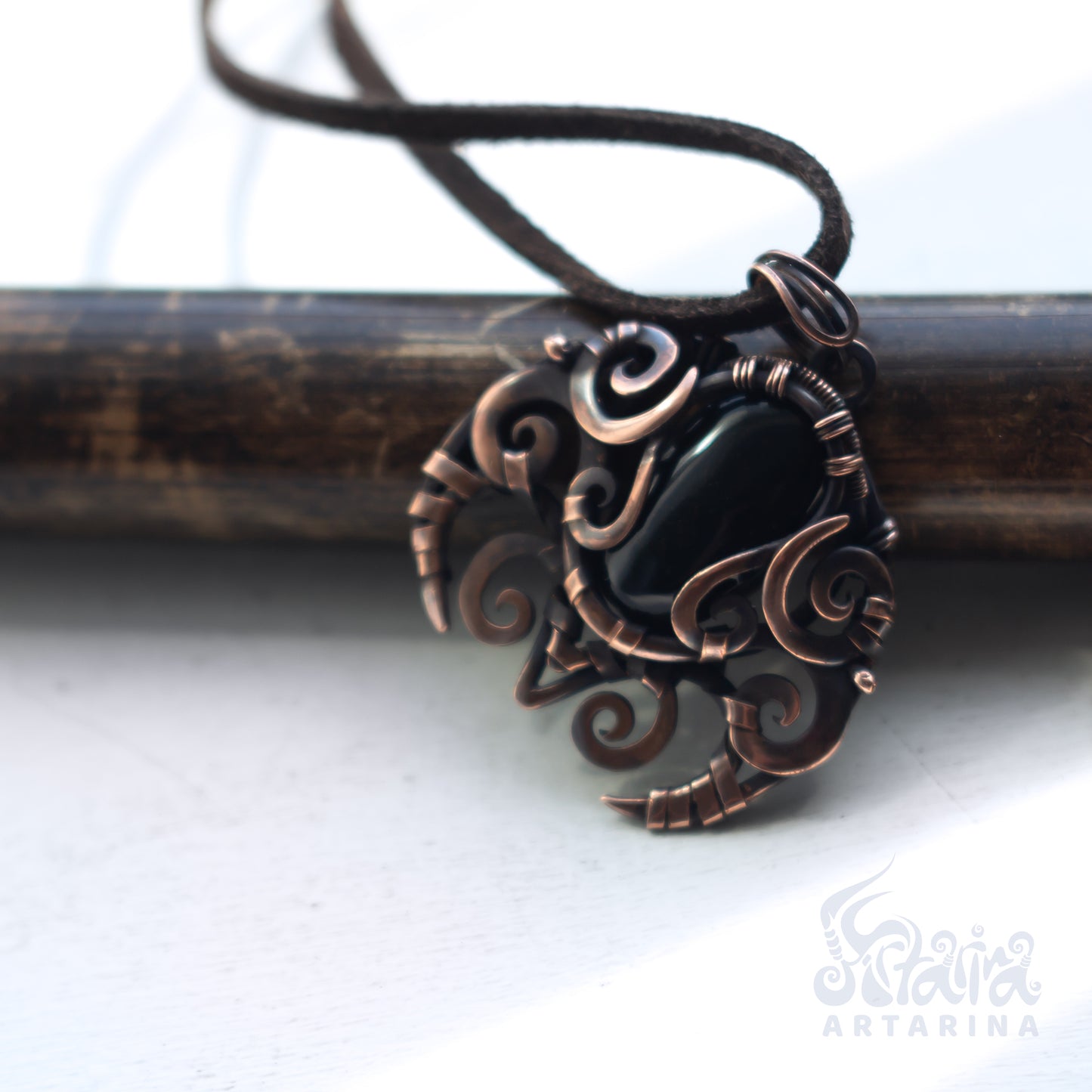 Ancient energy necklace. Shumerian babylon obsidian pendant