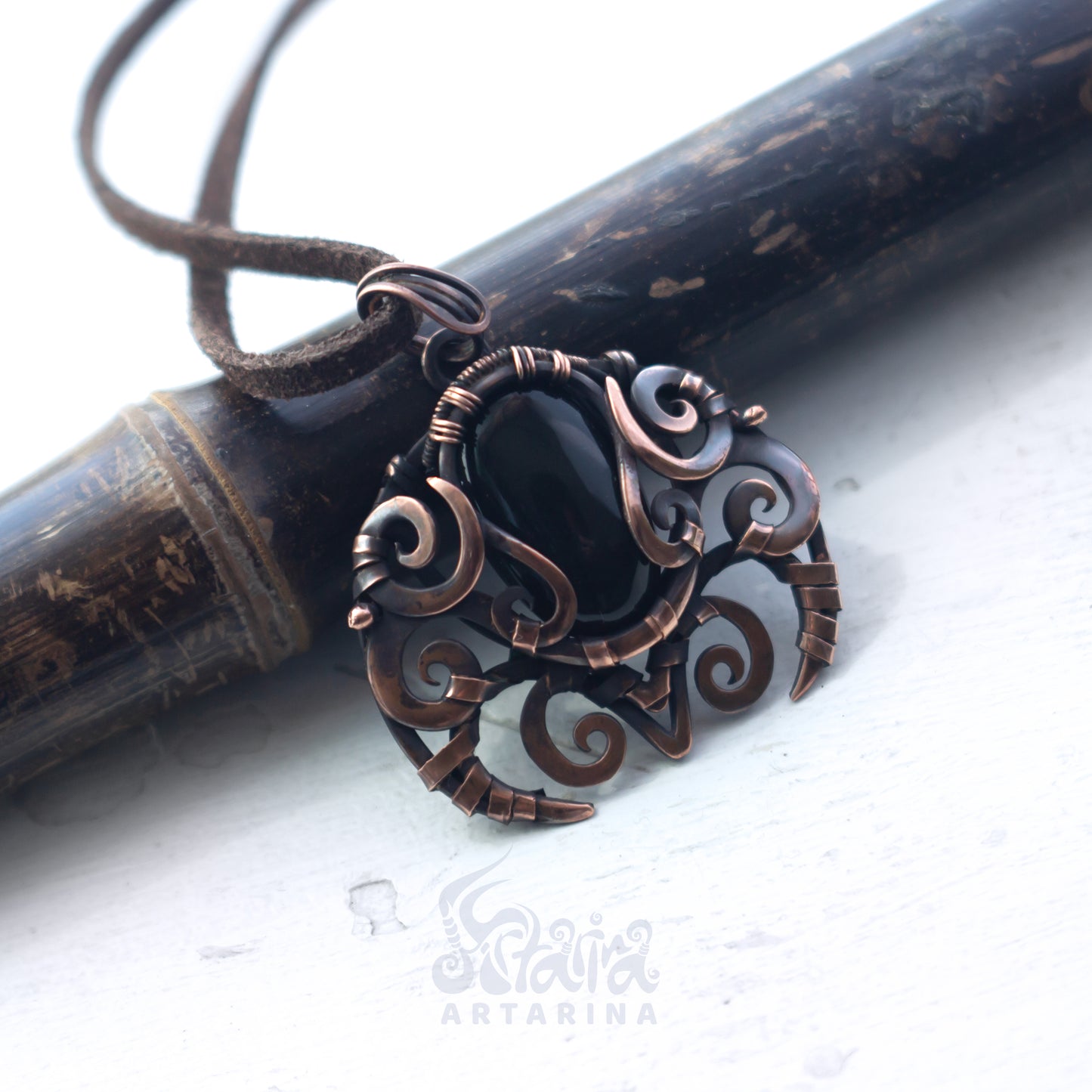 Ancient energy necklace. Shumerian babylon obsidian pendant