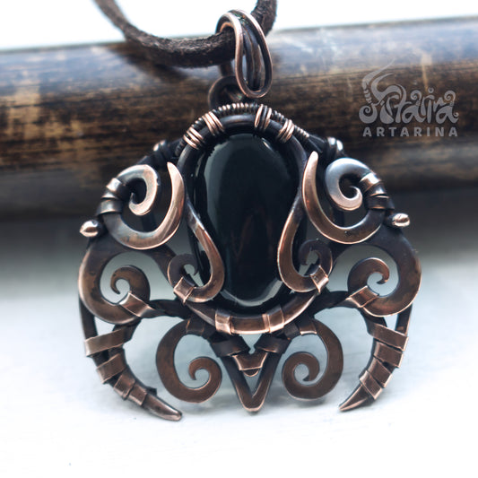 Ancient energy necklace. Shumerian babylon obsidian pendant