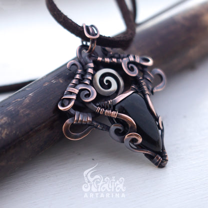 Ancient energy necklace. Shumerian babylon obsidian necklace