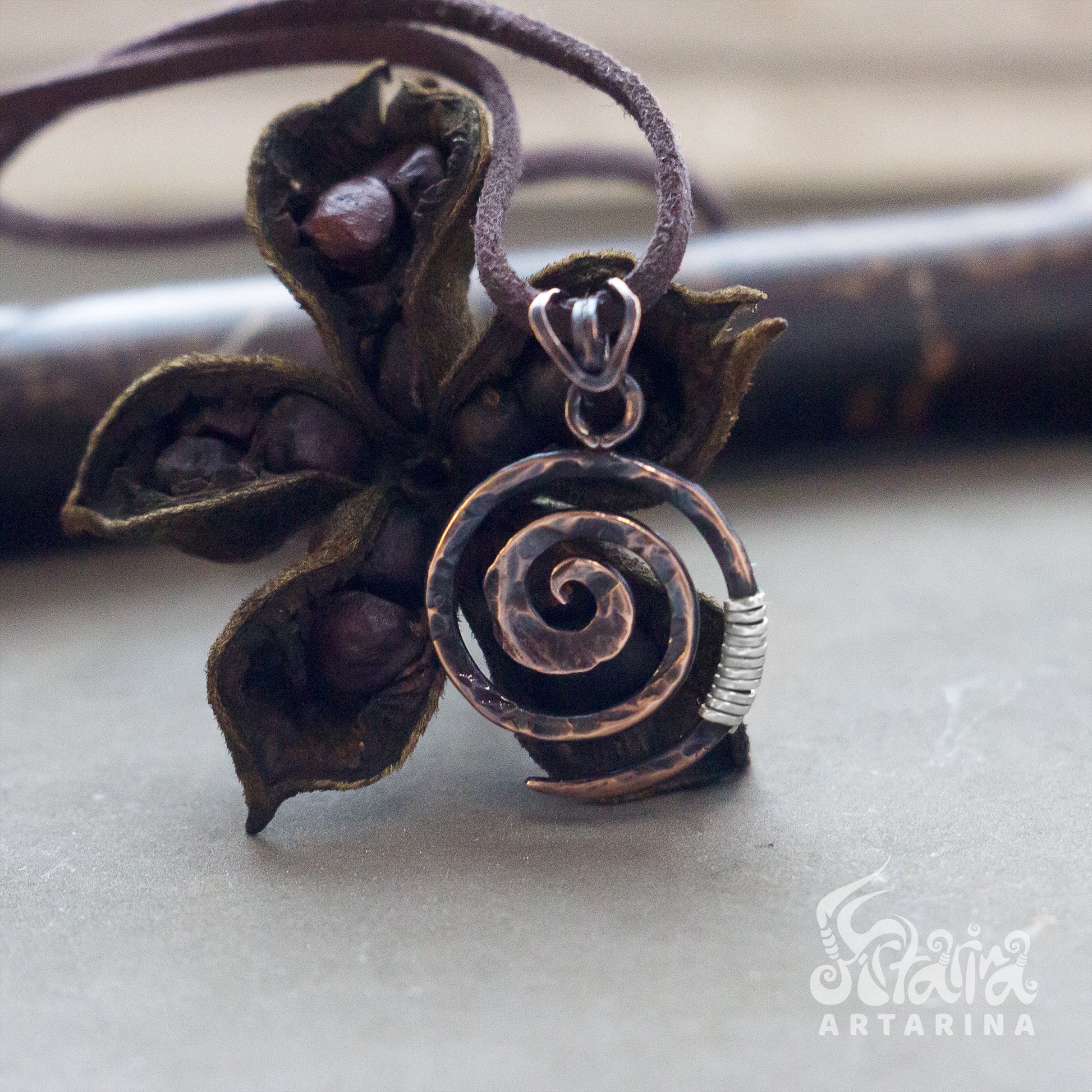 Oxidized rustic copper hammered spiral necklace / Rustic boho sacred symbol necklace pic 3
