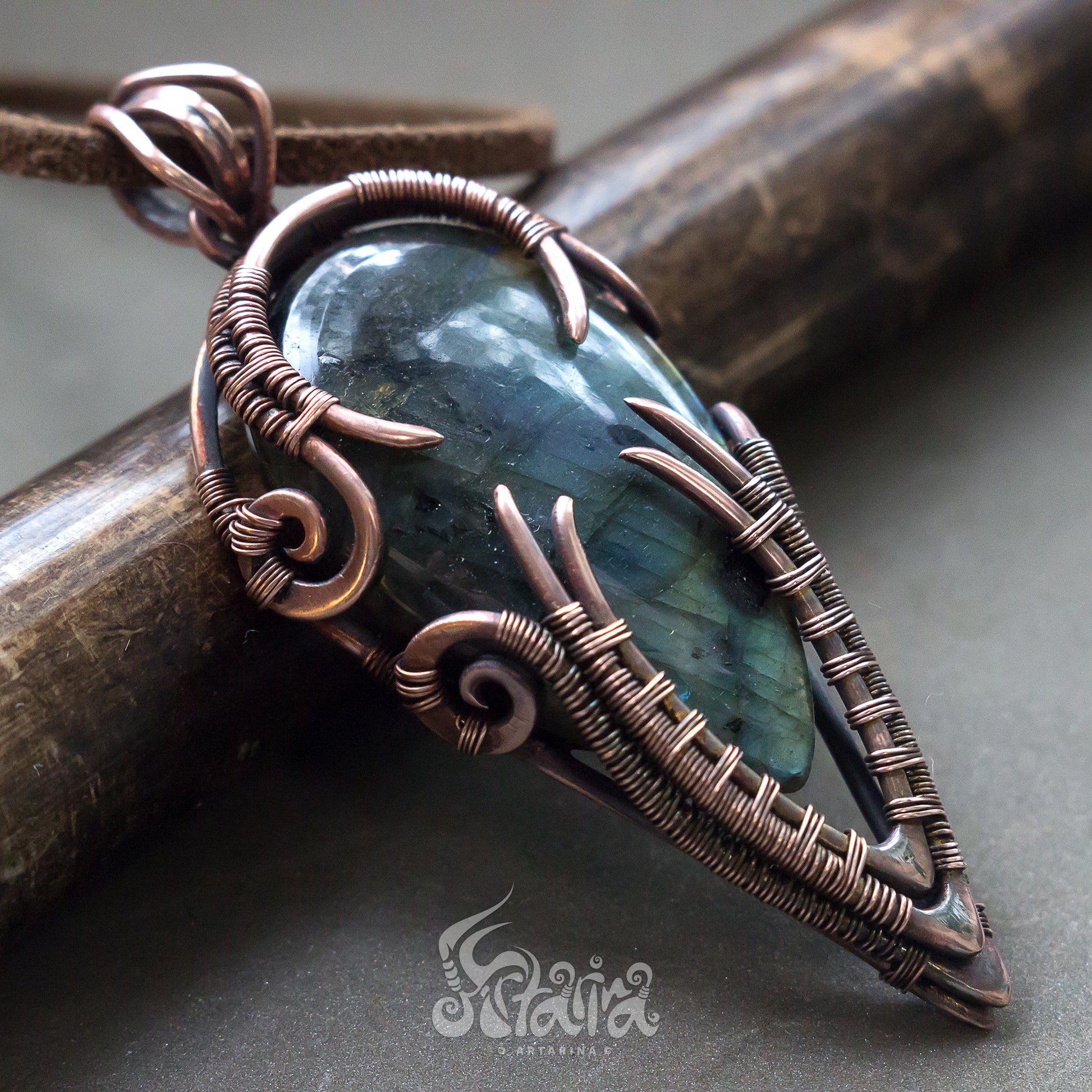 Wire wrapped necklace with stone. Copper wirewrap pendent Natural labradorite stone wirework handcrafted necklace Mens pendant Pagan wirework jewelry necklace handmade handcrafted antiqued copper jewelry piece with multicolored labradorite stone