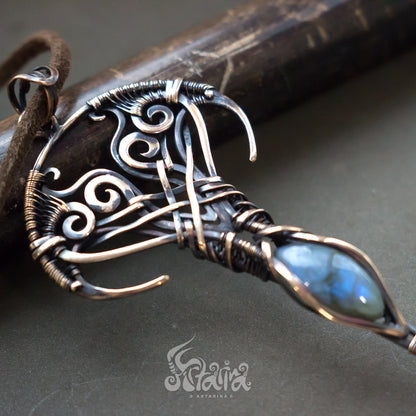 Elven necklace | Long bronze forest fairy epic fantasy jewelry | Elfic long wire gemstone pendant | Bronze wire wrap