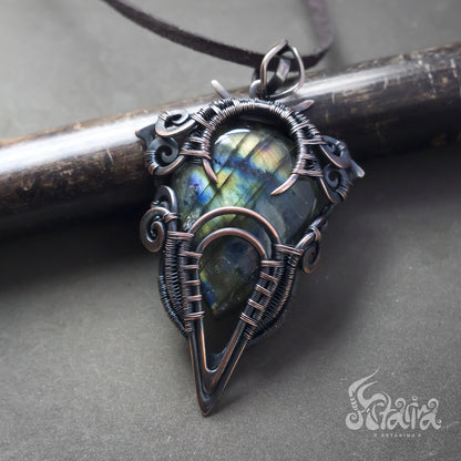 Large statement stone mans pendant | Bold Unique handcrafted rainbow multiflash labradorite necklace | Wire wrapped jewelry for men 