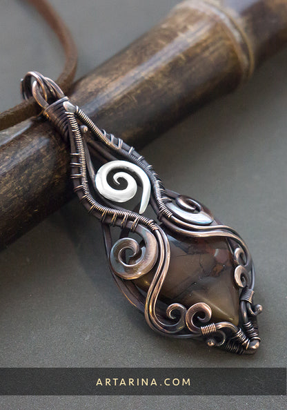 Wirework jasper pendant