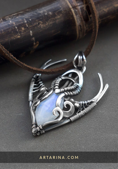 silver fantasy elven necklace