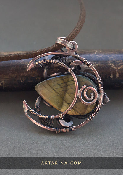 Wir ewrapped labradorite moon pendant