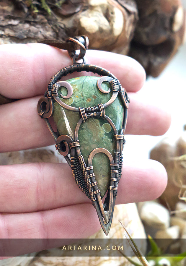 Big green jasper wire wrapped pendant necklace