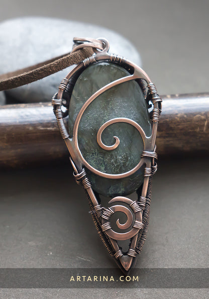 Copper labradorite necklace