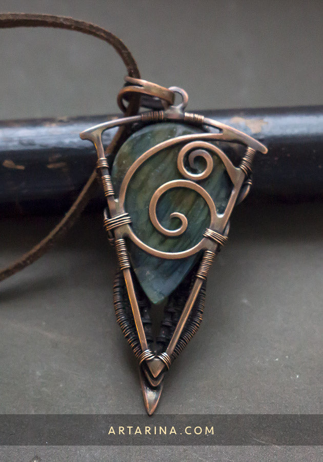 copper wire wrapped stone neckalce