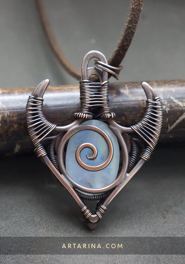 Moonstone wirewrapped neckalce pendant