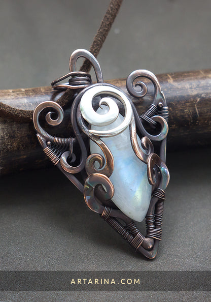 Moonstone wire wrap neckalce