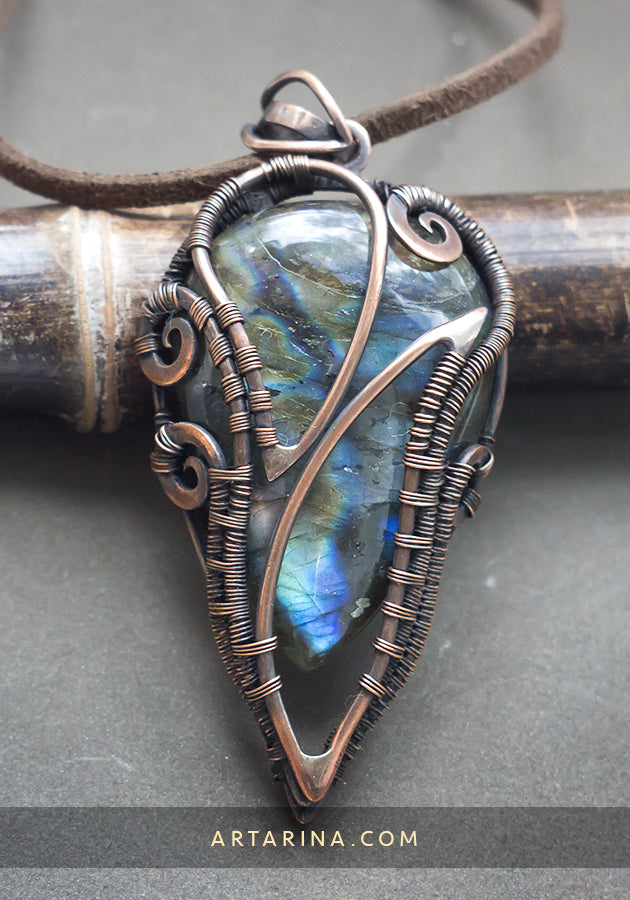 Wire wrapped amulet pendant